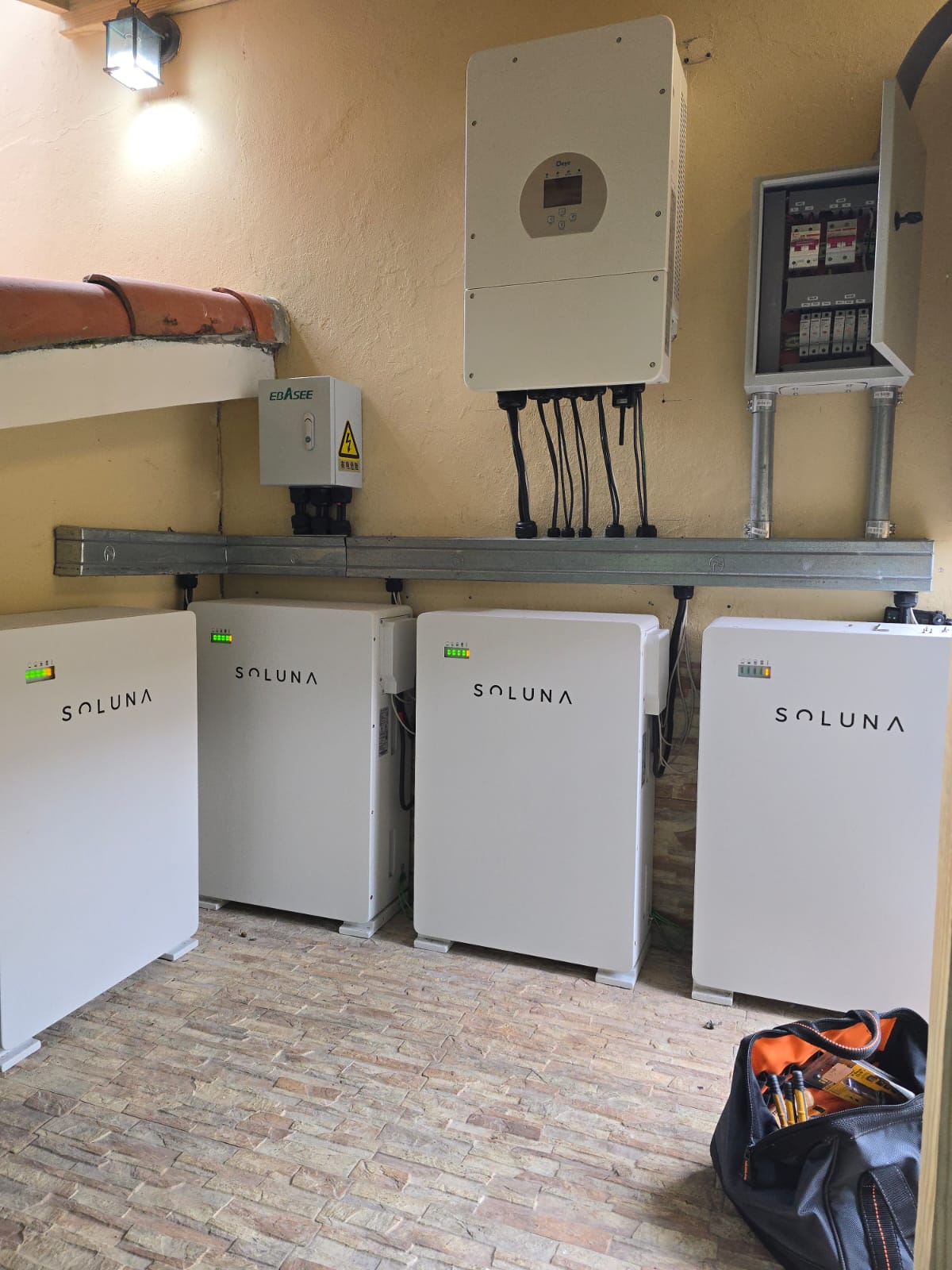 Banco de 4 baterías Soluna