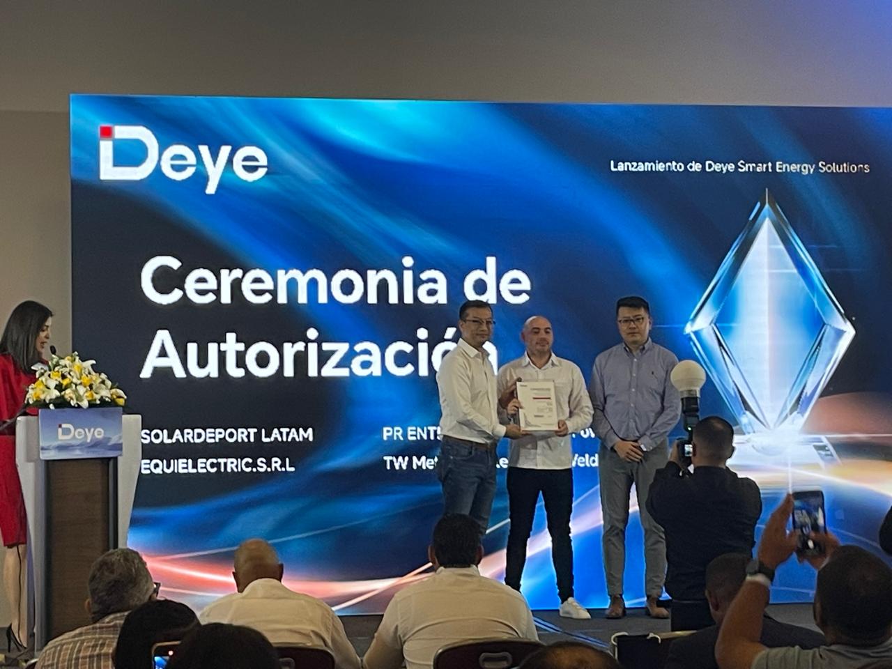 Ceremonia de autorización Deye